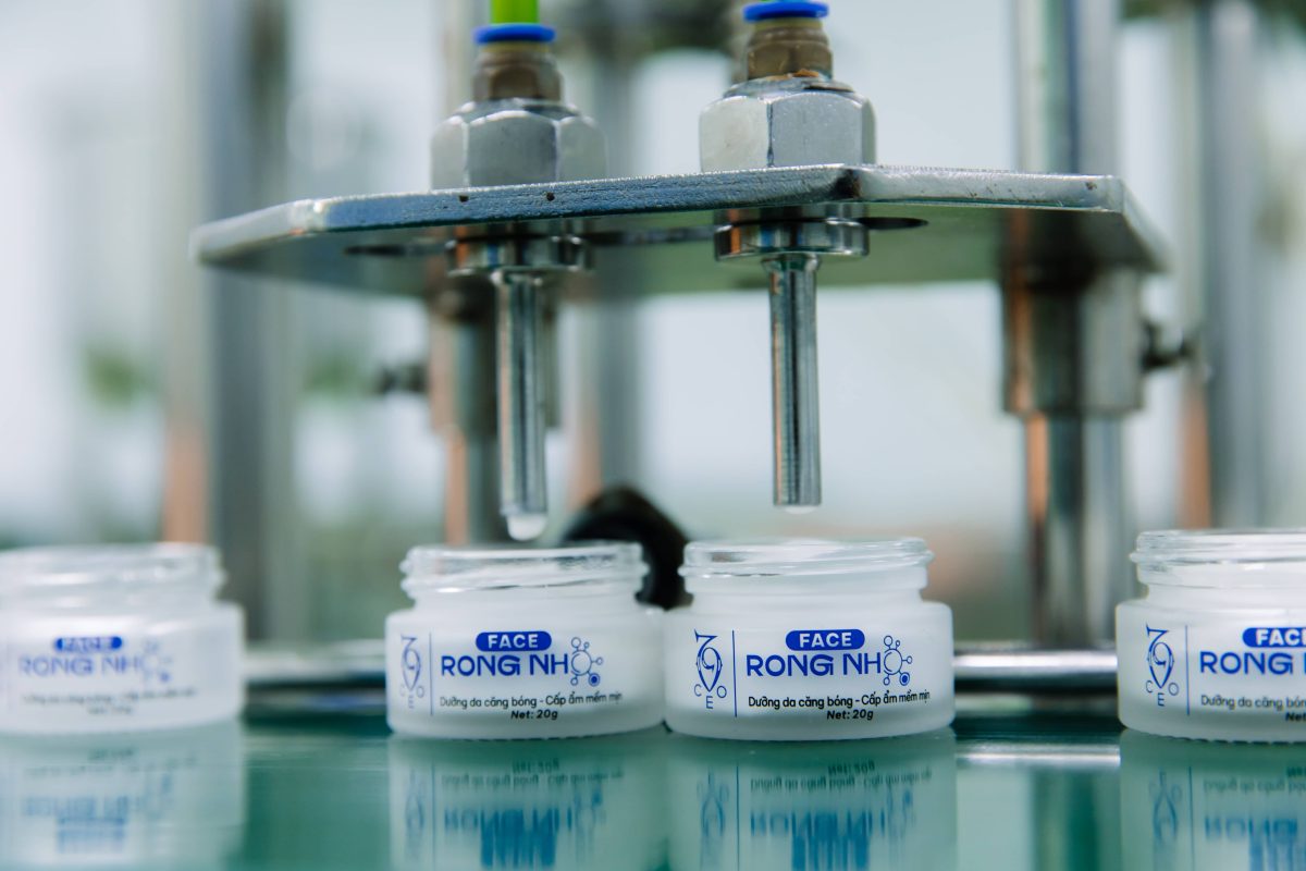 Gia công kem face 4 gia công kem face chuẩn quốc tế